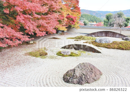 Jisso-in秋葉和花園 86826322