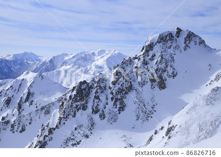 龍岳雪山攀登立山山脈 86826716