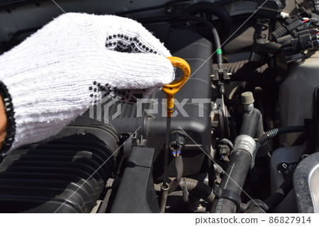 Inspection and maintenance image of car 86827914