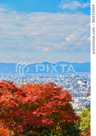 Kyoto city seen from Yotsutsuji of Fushimi Inari Taisha Shrine 86830004