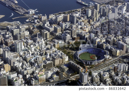 Aerial view of Yamashita Park from above Kannai Station 86831642