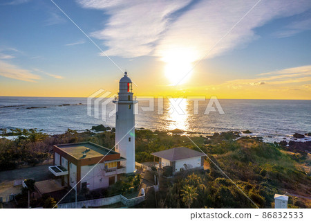 冬季野島崎燈塔的日出(千葉縣南房總市) 冬季野島崎燈塔的日出(千葉縣南房總市) 86832533