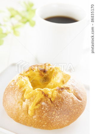 Delicious cheese French bread and hot coffee morning Delicious cheese French bread and hot coffee morning 86835170