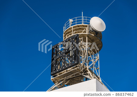 [Wakasu in the early morning, No. 15 South Signal Station] 86837462