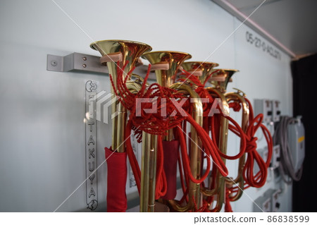 Antarctic research ship Shirase Trumpet 86838599