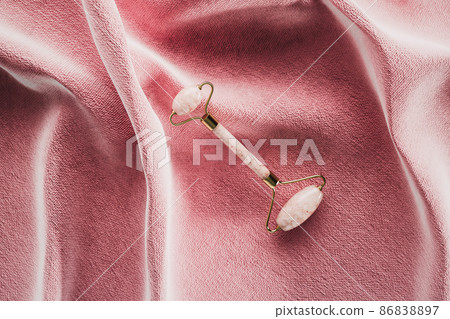 Quartz beauty face roller 3D rendering Quartz beauty face roller 3D rendering 86838897