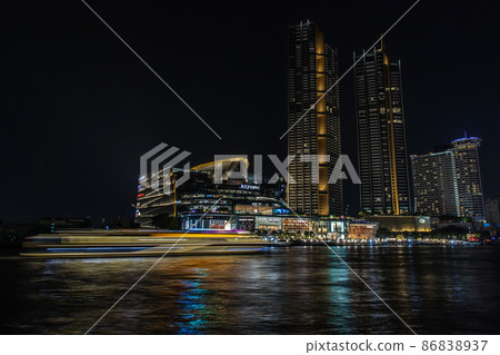 external night view of the shopping center Icon Siam, Bangkok