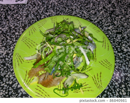 Sushi Nemuro pacific saury 86840981