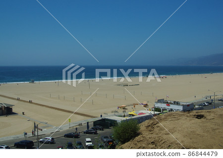 Santa Monica 86844479