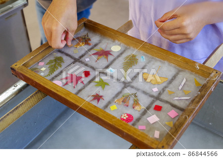 Handmade experience of Japanese paper 86844566