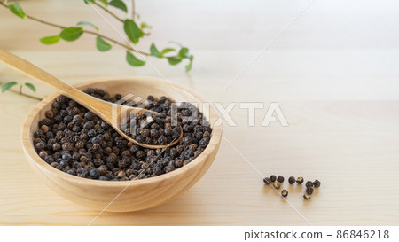 Black pepper Black pepper 86846218