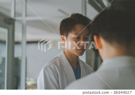 health care worker  86849027