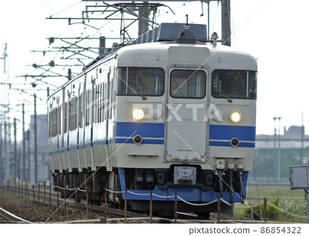 北陸本線三河加賀笠間JR西413系列B07組織(金澤) 北陸本線三河加賀笠間JR西413系列B07組織(金澤) 86854322