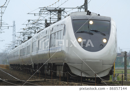 北陸本線三河加賀笠間JR西681系列T12+T35+T21編隊(金澤)雷鳥 北陸本線三河加賀笠間JR西681系列T12+T35+T21編隊(金澤)雷鳥 86857144
