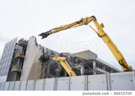 拆除破舊公共建築的重型設備 86858700