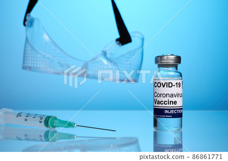 Covid Vaccine Set and Eye Protective Mask - Labs Photo Covid Vaccine Set and Eye Protective Mask - Labs Photo 86861771