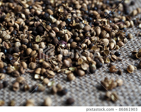 dried spice cloves, food ingredients dried spice cloves, food ingredients 86861903