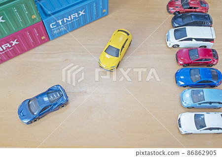 3 containers and 9 cars 86862905