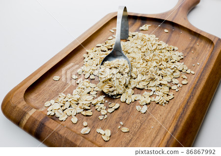 Oatmeal wooden plate 86867992