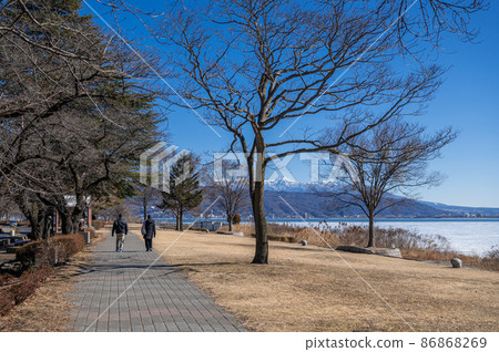冬天的岡谷湖畔公園 86868269
