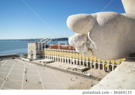 PORTUGAL LISBON PARCA DO COMERCIO PORTUGAL LISBON PARCA DO COMERCIO 86869135