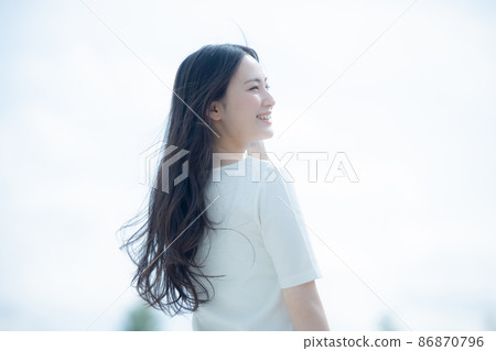 Hair care image outdoors Hair care image outdoors 86870796