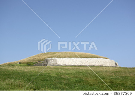 Ireland's World Heritage Newgrange 86877569