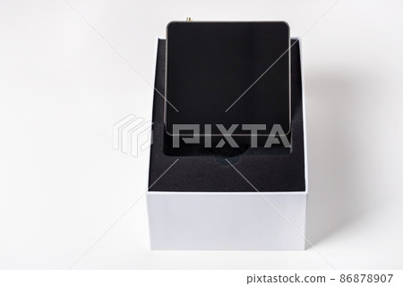 Wireless hotspot for helium token mining. Wireless hotspot for helium token mining. 86878907