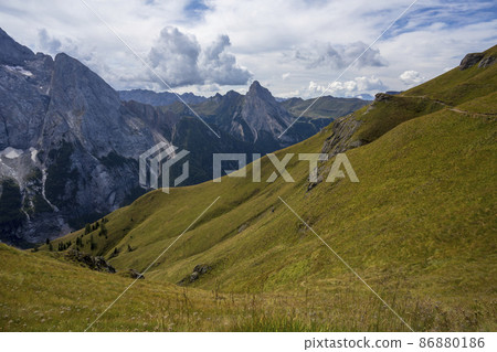 Beautiful Dolomites landscape - view from the Viel del Pan mountain trail. 86880186