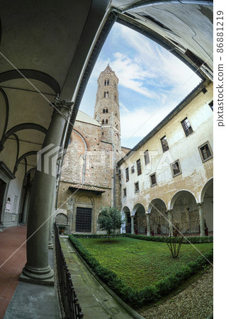 Badia Fiorentina monastery in Florence, Italy Badia Fiorentina monastery in Florence, Italy 86881219