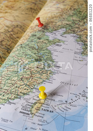 the difficult relations between China and Taiwan 86881220