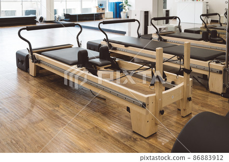 Pilates Machine Pilates Reformer Pilates Studio 86883912