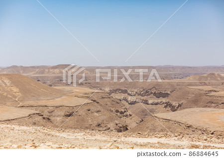 [也門] Hadramawt，一個像火星一樣的山谷在郊區蔓延的景色 86884645