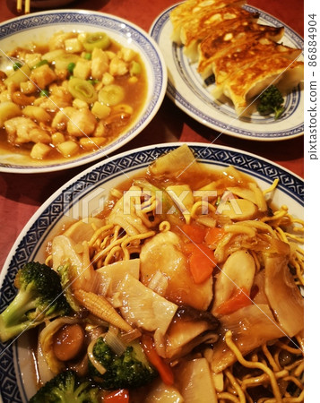 Gomoku vegetables fried noodles 86884904