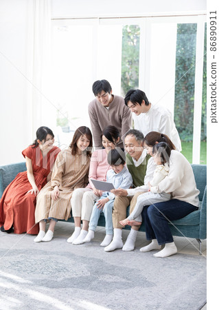 嵌套家庭時間 大家庭、第 3 代家庭、第 3 代家庭 嵌套家庭時間 大家庭、第 3 代家庭、第 3 代家庭 86890911