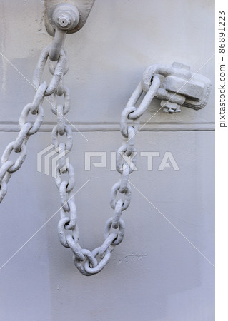 Anchor chain of the practice sailing ship Nippon Maru Anchor chain of the practice sailing ship Nippon Maru 86891223