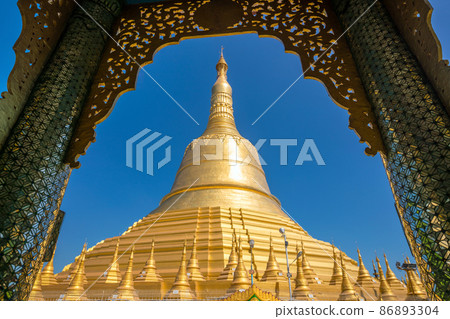 Shwe Maw Daw Pagoda (Shwemawdaw Pagoda), Myanmar Shwe Maw Daw Pagoda (Shwemawdaw Pagoda), Myanmar 86893304