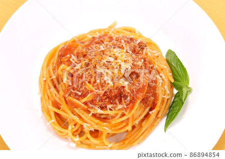 Spaghetti Pasta Amatriciana Lunch 86894854