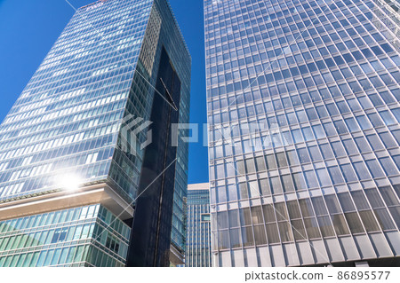 《Tokyo》 Tokyo business district, skyscraper 86895577