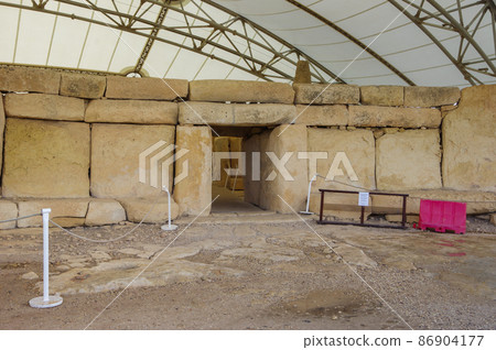 Hajarim Ruins, one of Malta's ancient megalithic ruins 86904177