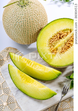 Melon fruit 86904513