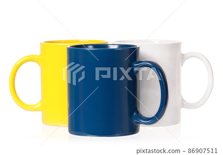 Colorful cups for coffee or tea 86907511