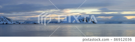 Landscape at the Porsangerfjord in Winter, Norway Landscape at the Porsangerfjord in Winter, Norway 86912036