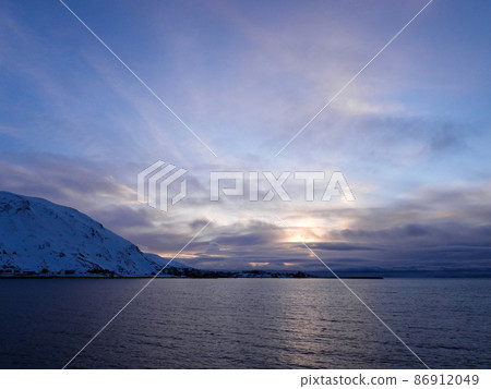 Landscape at the Porsangerfjord in Winter, Norway Landscape at the Porsangerfjord in Winter, Norway 86912049