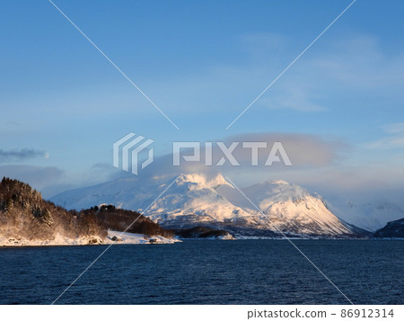 Lyngen-Alps, Troms og Finnmark, Norway Lyngen-Alps, Troms og Finnmark, Norway 86912314