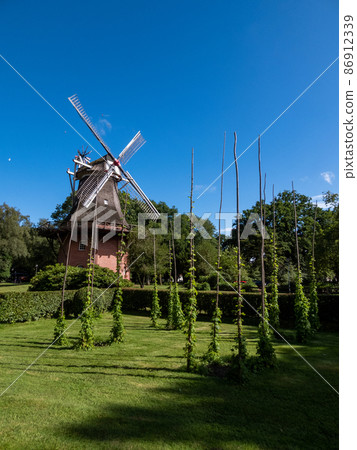 Wind Mill, Bad Zwischenahn, Lower Saxony, Germany Wind Mill, Bad Zwischenahn, Lower Saxony, Germany 86912339