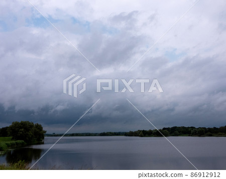 Lake Gartow, Lower Saxony, Germany Lake Gartow, Lower Saxony, Germany 86912912