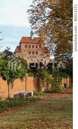 Cathedral in Havelberg, Saxony-Anhalt, Germany Cathedral in Havelberg, Saxony-Anhalt, Germany 86913351