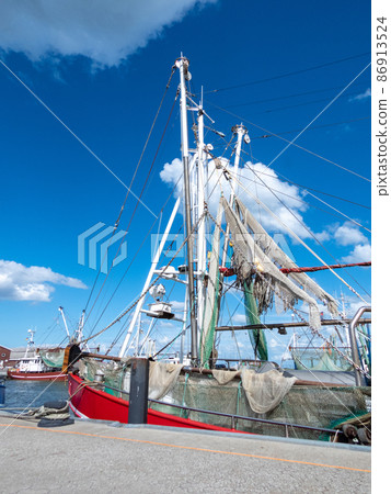 Fishing Boat in Dornumersiel, Lower Saxony, Germany 86913524