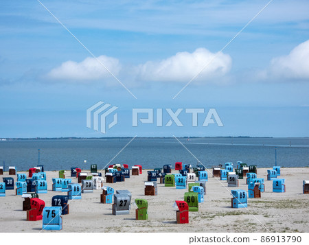 Beach in Neuharlingersiel, Lower Saxony, Germany 86913790